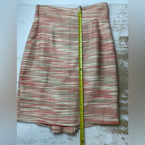 ANTONIO MELANI Beige & Coral Tweed Skirt Statement Fan Back | Size 2 - Picture 12 of 12